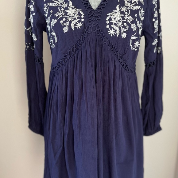 Blue Rain Embroidered Dress - Picture 2 of 7